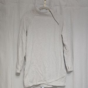 Athleta Light Gray Tunic Top